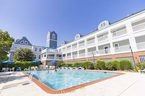 805 Pittsburgh Ave #206, Cape May, NJ 08204