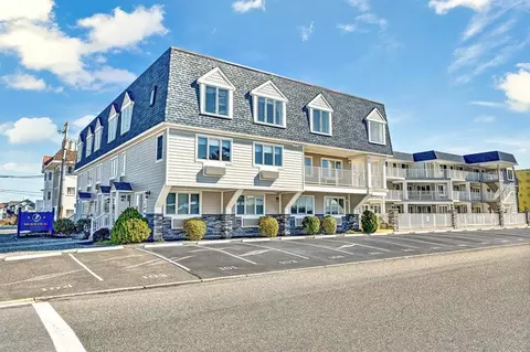 177 80th St #201, Avalon, NJ 08202