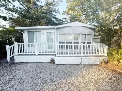 238 Egret Ln, Marmora, NJ 08223