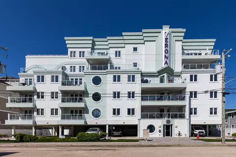 407 E Monterey Ave #201, Wildwood Crest, NJ 08260