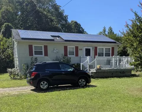 205 Dennisville Rd, Dennis, NJ 08210