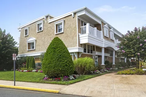 215 Heritage Ln #B-4, Cape May, NJ 08204