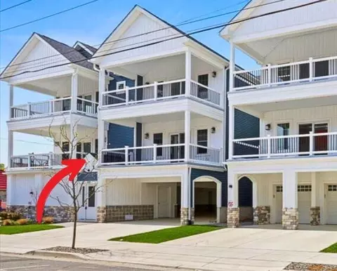158 E Lincoln Ave #205, Wildwood, NJ 08260