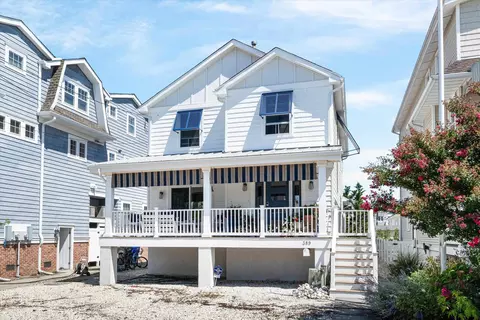 389 22nd St, Avalon, NJ 08202