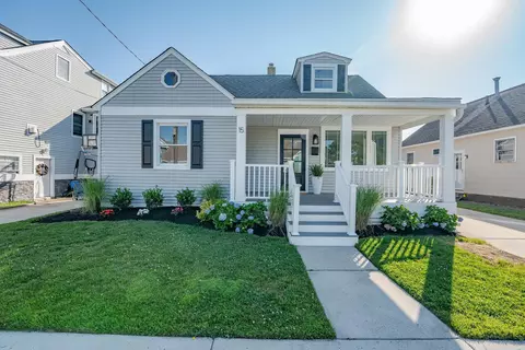 15 Lincoln Pl, Ocean City, NJ 08226