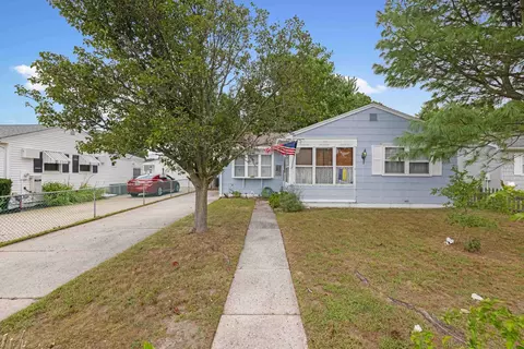 221 Cedardale Ave, Villas, NJ 08251