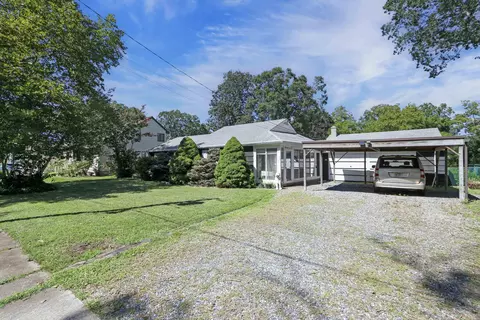 12 W Cedar Ave, Rio Grande, NJ 08242
