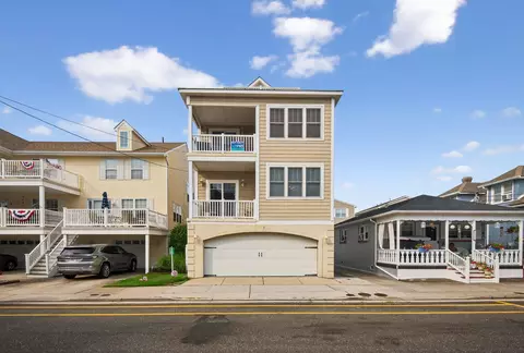 328 E Maple Ave #1, Wildwood, NJ 08260