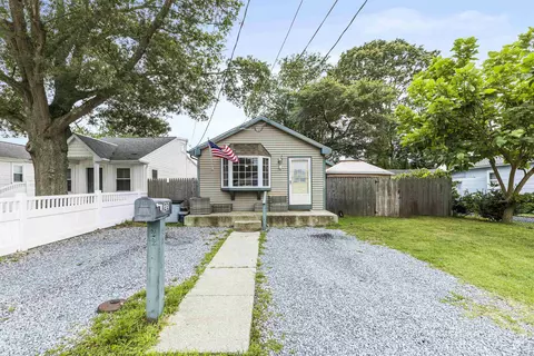 22 Maryland Ave, Villas, NJ 08251