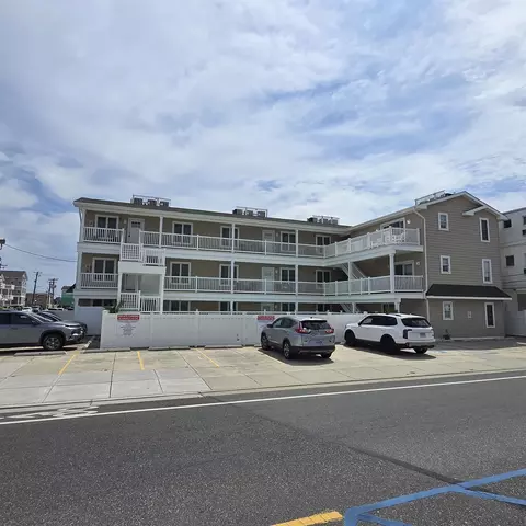 402 E 25th Ave #304, North Wildwood, NJ 08260