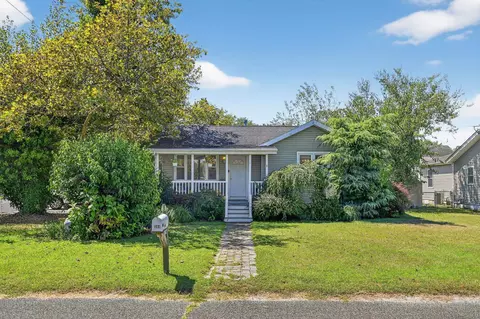 301 Roosevelt Blvd, Del Haven, NJ 08251