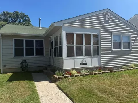 401 Oakdale Ave, Villas, NJ 08251