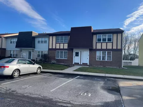 1964 E Oak Rd #O1, Vineland, NJ 08360