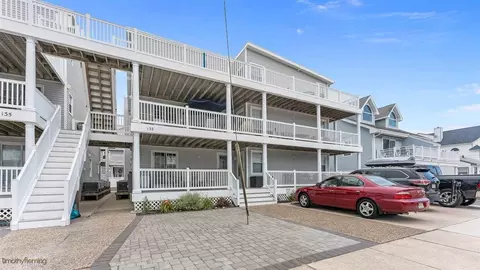 135 65th St #12, Sea Isle City, NJ 08243