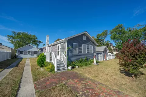 112 W Miami Ave, Villas, NJ 08251
