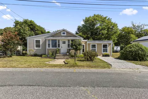 307 E Miami Ave, Villas, NJ 08251