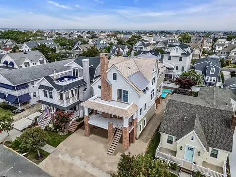 162 Ocean Rd, Ocean City, NJ 08226