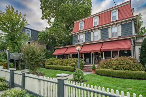 933 Washington St, Cape May, NJ 08204