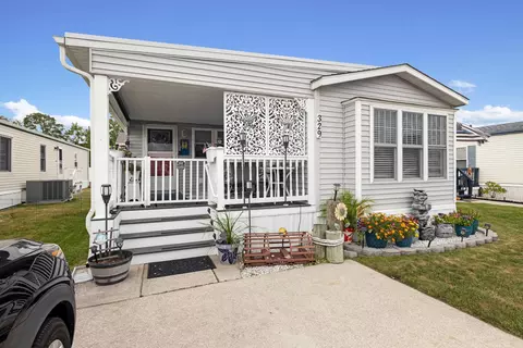 329 Grande Blvd, Rio Grande, NJ 08242