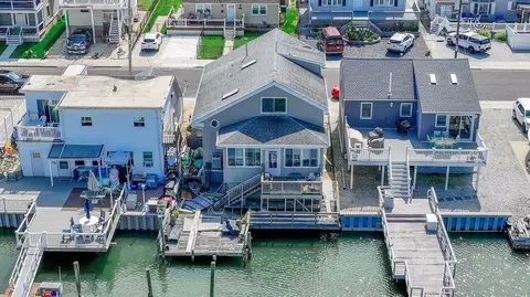 519 W Poplar Ave, West Wildwood, NJ 08260