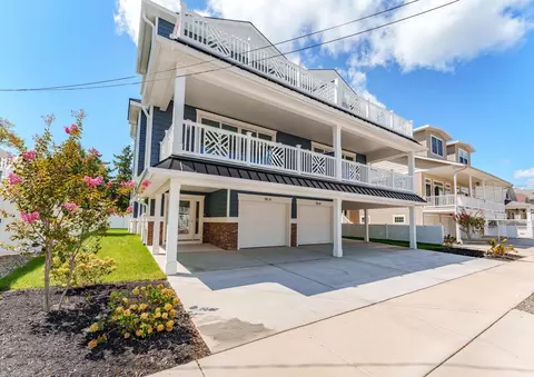 114 W Columbine Rd #EAST, Wildwood Crest, NJ 08260