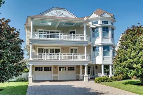 1621 New York Ave, Cape May, NJ 08204