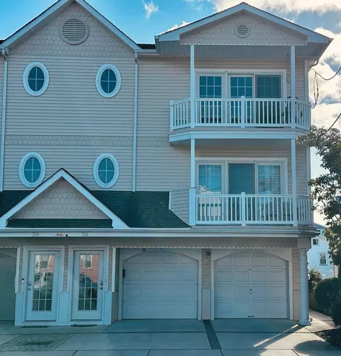 326 W Roberts Ave #B, Wildwood, NJ 08260