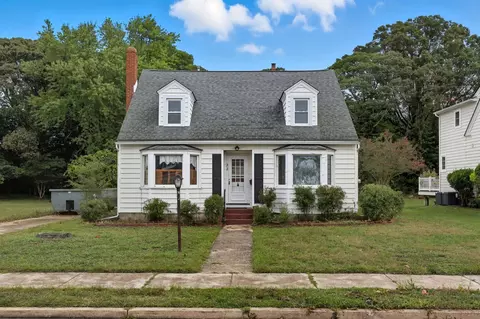 22 Colonial Ave, Cape May Court House, NJ 08210