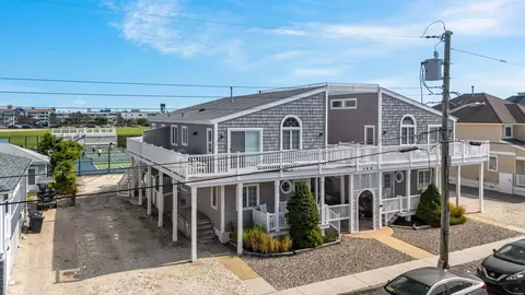 146 83rd St UNIT 1, Stone Harbor, NJ 08247