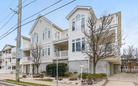 221 E Pine Ave #200 AKA 5, Wildwood, NJ 08260