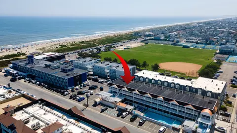 7929 Dune Dr #212, Avalon, NJ 08202