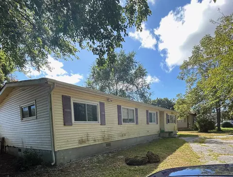 934 Honeysuckle Rd, Erma, NJ 08204