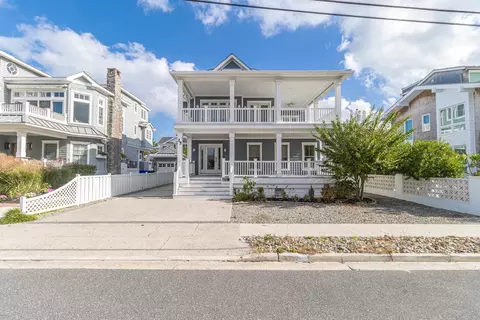 25 W 32nd St, Avalon, NJ 08202