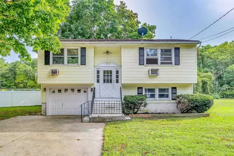 125 Gravel Hole Rd, Cape May Court House, NJ 08210