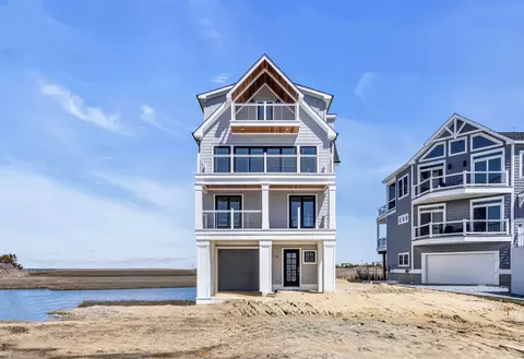 117 Taylor Ave, Strathmere, NJ 08248