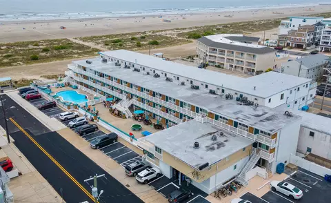 406-10 E Monterey Ave #106, Wildwood Crest, NJ 08260
