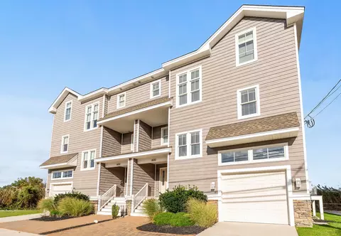 406 Illinois Ave #406, North Wildwood, NJ 08260