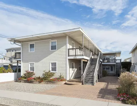 29 E 28th St #7, Avalon, NJ 08202