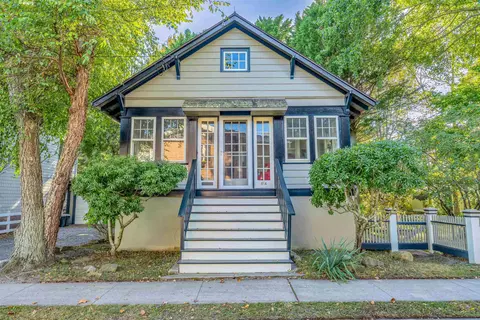 614 Jefferson St, Cape May, NJ 08204