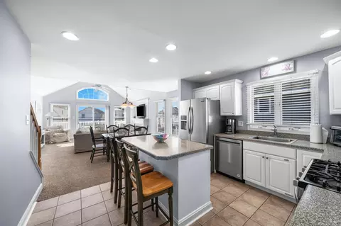 715 21st St #WEST, Avalon, NJ 08202 photo 2
