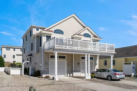 715 21st St #WEST, Avalon, NJ 08202