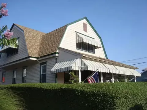 32 First Ave, Cape May, NJ 08204