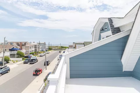 View/Area - 8 E 27th St #WEST, Avalon, NJ 08202 photo 4 of 4