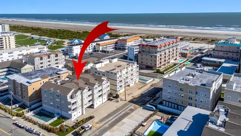 401 E Stockton Rd #102, Wildwood Crest, NJ 08260