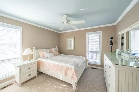 Bedroom - 83 E 13th St, Avalon, NJ 08202 photo 4 of 5