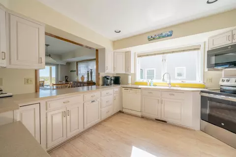 Kitchen - 83 E 13th St, Avalon, NJ 08202 photo 1 of 2