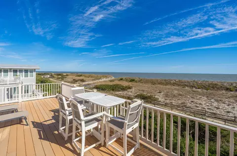 Exterior - 83 E 13th St, Avalon, NJ 08202 photo 1 of 5