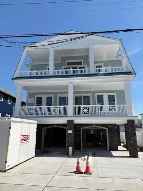 209 39th St #1ST, Sea Isle City, NJ 08243