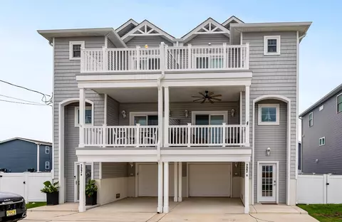 727 Spruce Ave #B, North Wildwood, NJ 08260