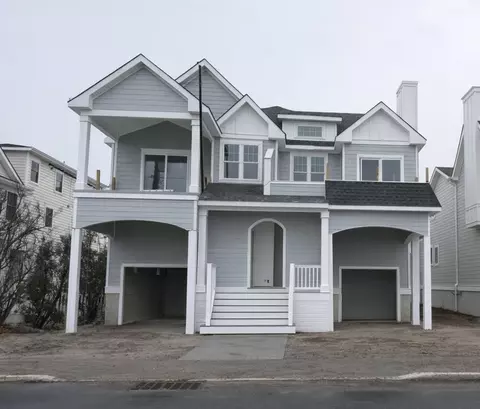 647 W Spruce Ave #RIGHT, North Wildwood, NJ 08260